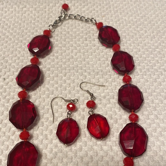 Art glass beads and earrings set - Picture 3 of 4